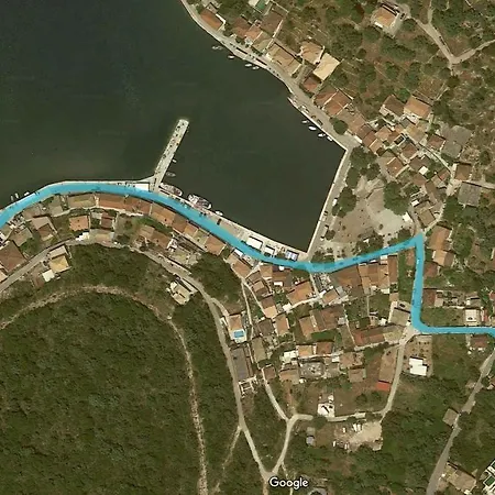 8 Homes Κατομέρι