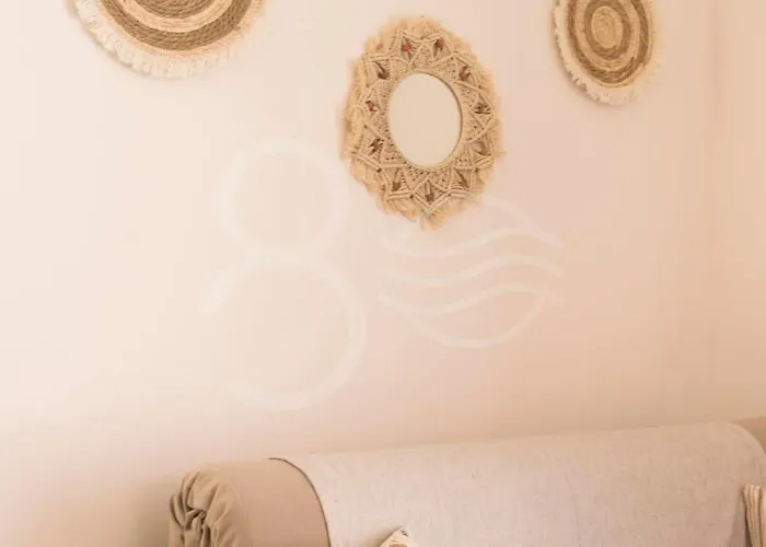 8 Homes * Katomerion